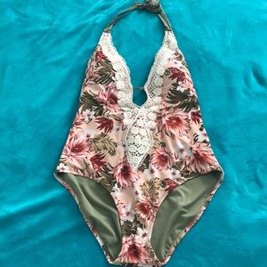 One piece bathing suit
